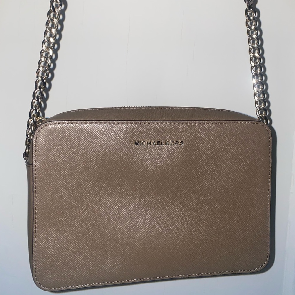 Micheal Kors Crossbody / Shoulder Bag